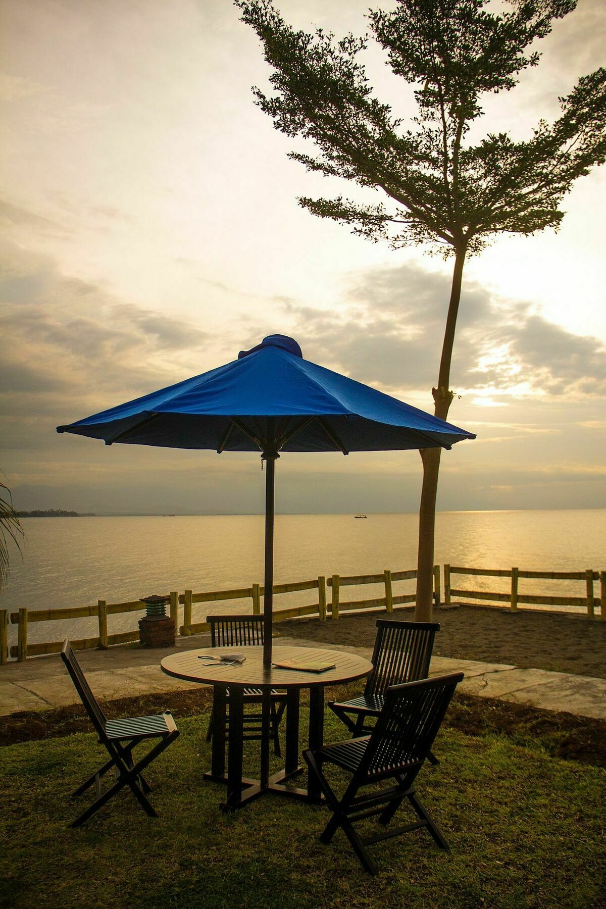 Lovina Beach Club & Resort Luaran gambar