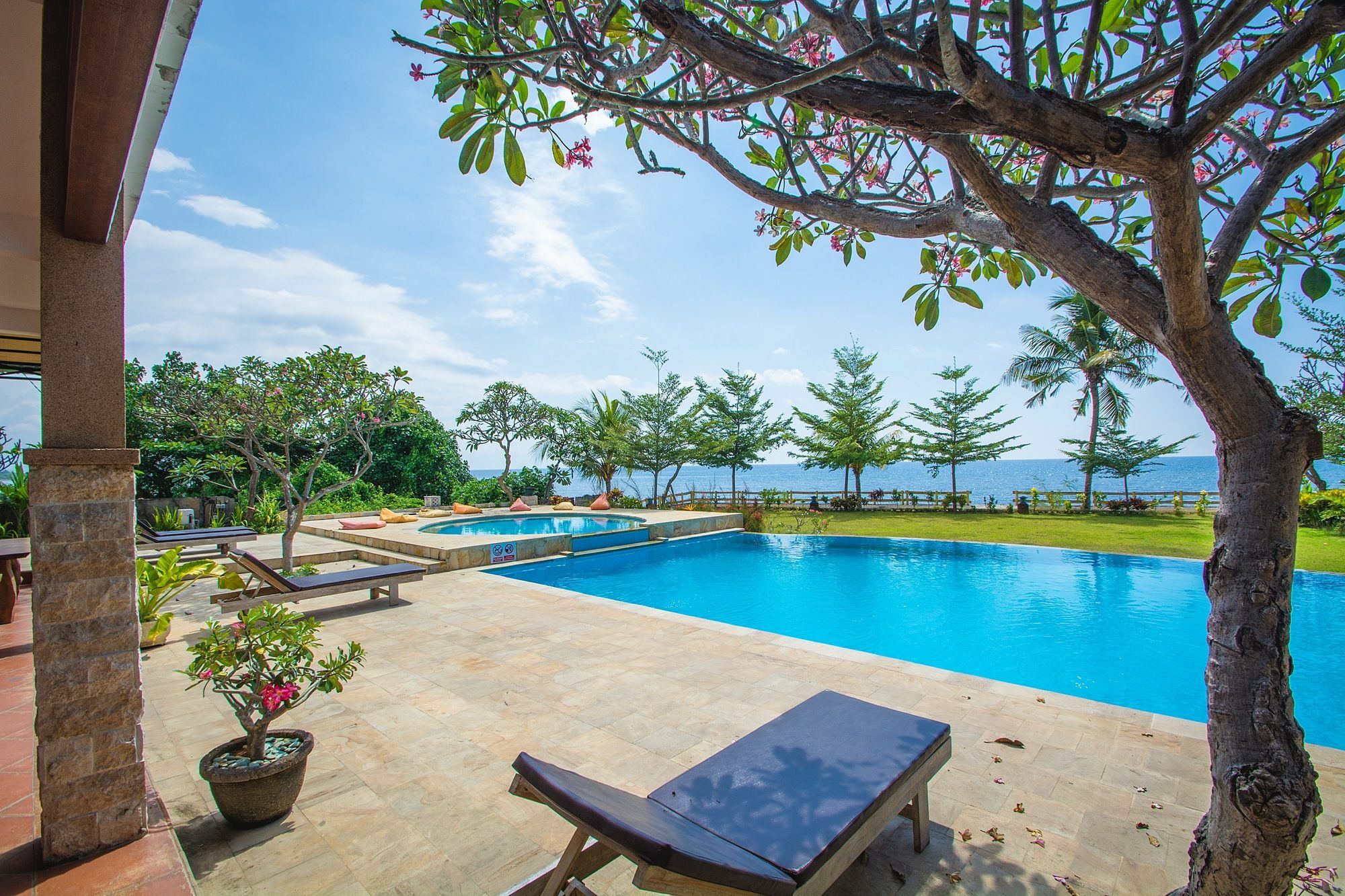 Lovina Beach Club & Resort Luaran gambar